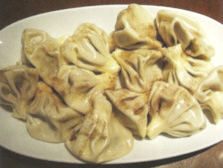 Khinkali, Georgische gevulde deegflappen